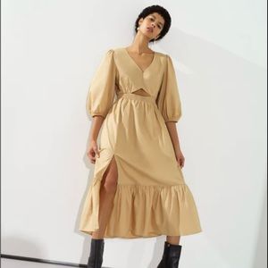 French Connection Rhodes
Poplin Cut Out Midi Dress
